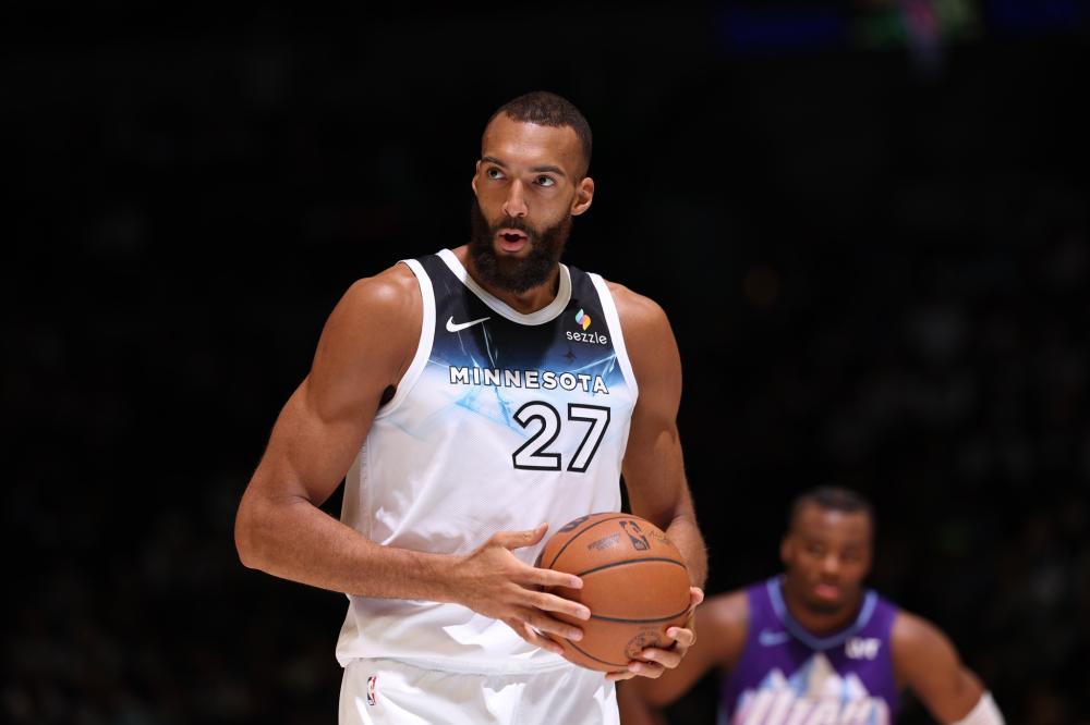 阵容中最契 阵容中最契