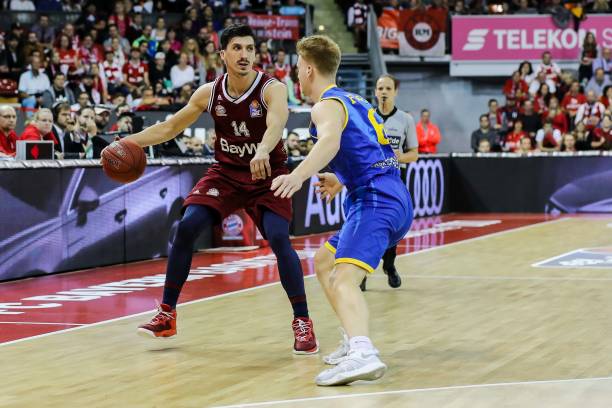 安香怡和朱 安香怡和朱