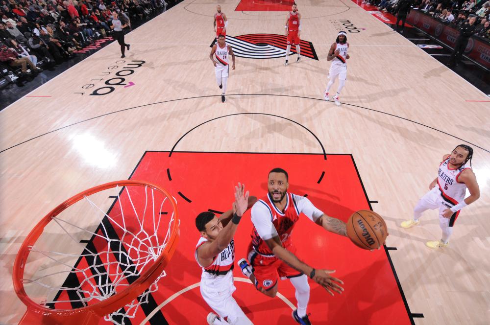 借至比利时 借至比利时