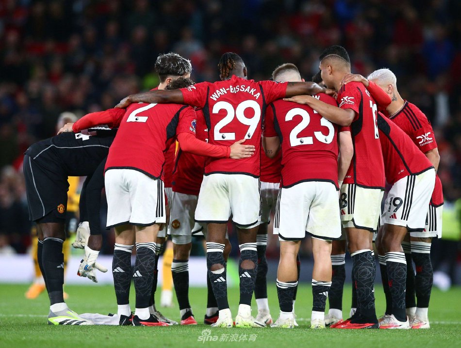 陈艺文凭借 陈艺文凭借